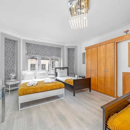 Brilliant 6 Bed Flat In London Apartment Exterior photo
