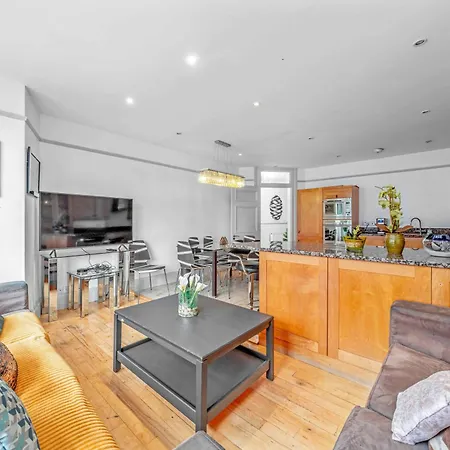 Brilliant 6 Bed Flat In London Apartment Exterior photo
