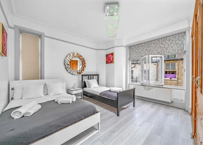 Brilliant 6 Bed Flat In London