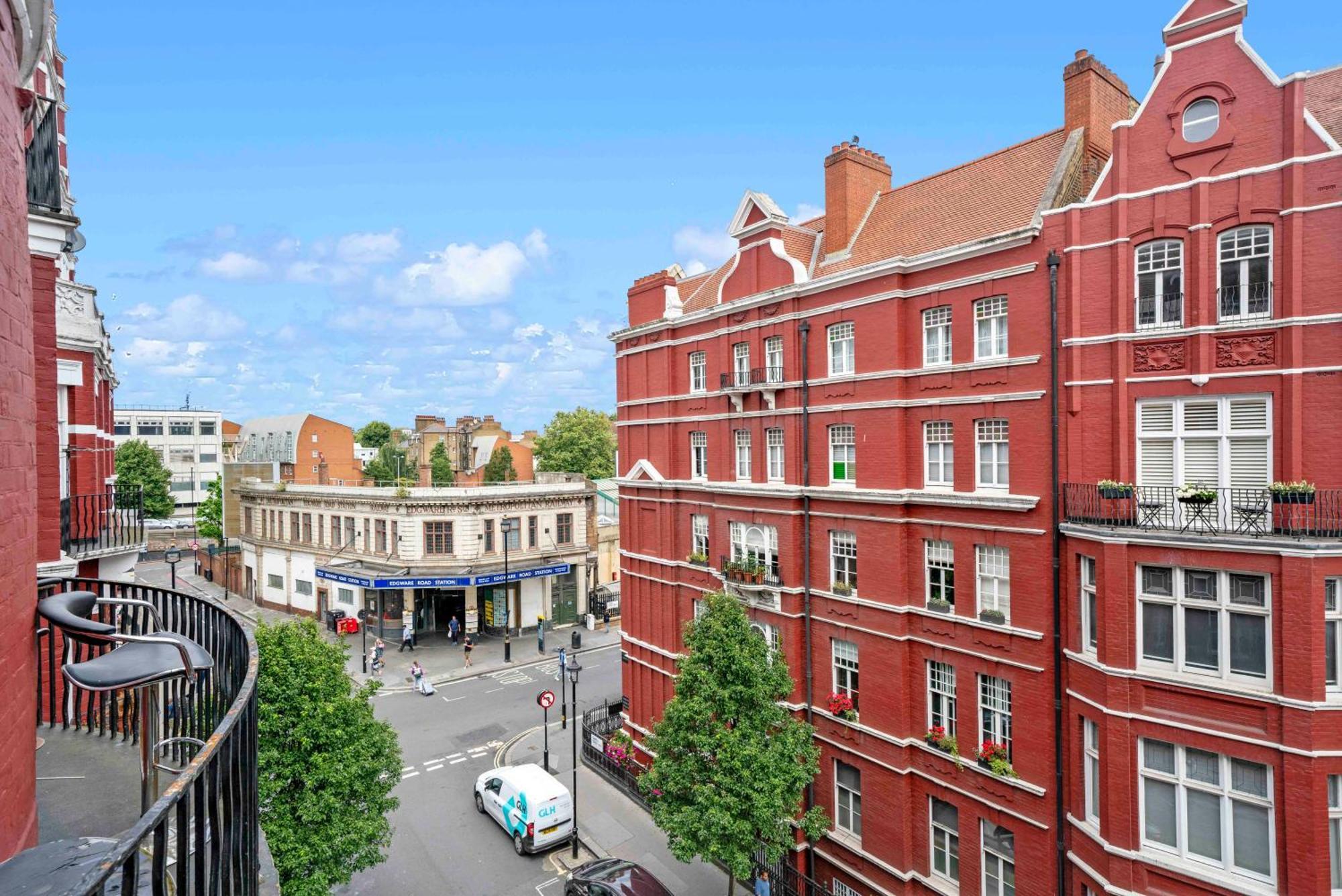 Apartment Brilliant 6 Bed Flat In London