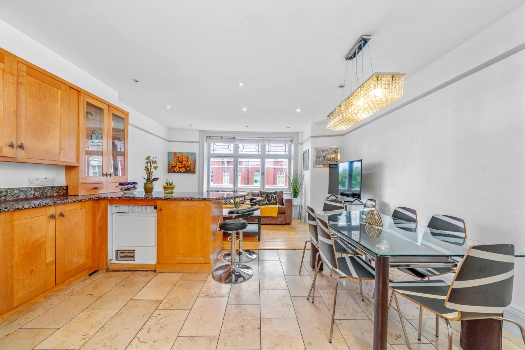 Apartment Brilliant 6 Bed Flat In London